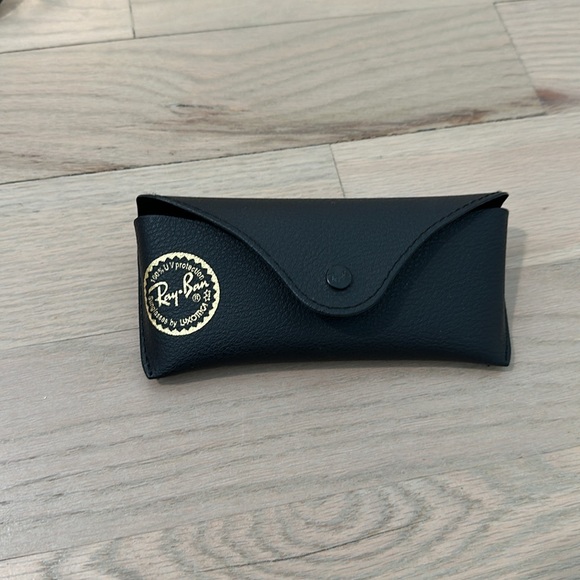 Black Ray-Ban - Picture 2 of 4